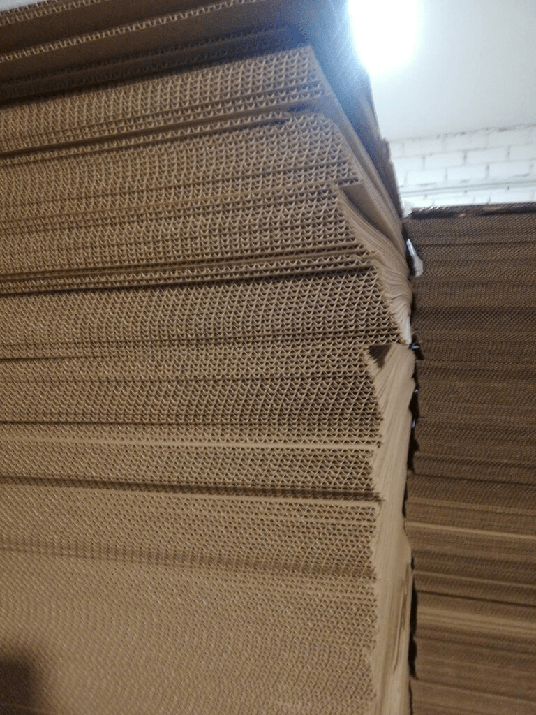 Стопка гофролистов